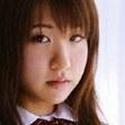 新谷りな