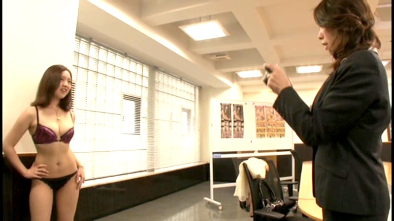 Gallery 11